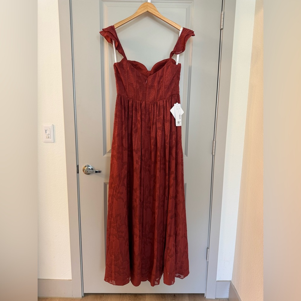 Elegant Red Strapless Gown